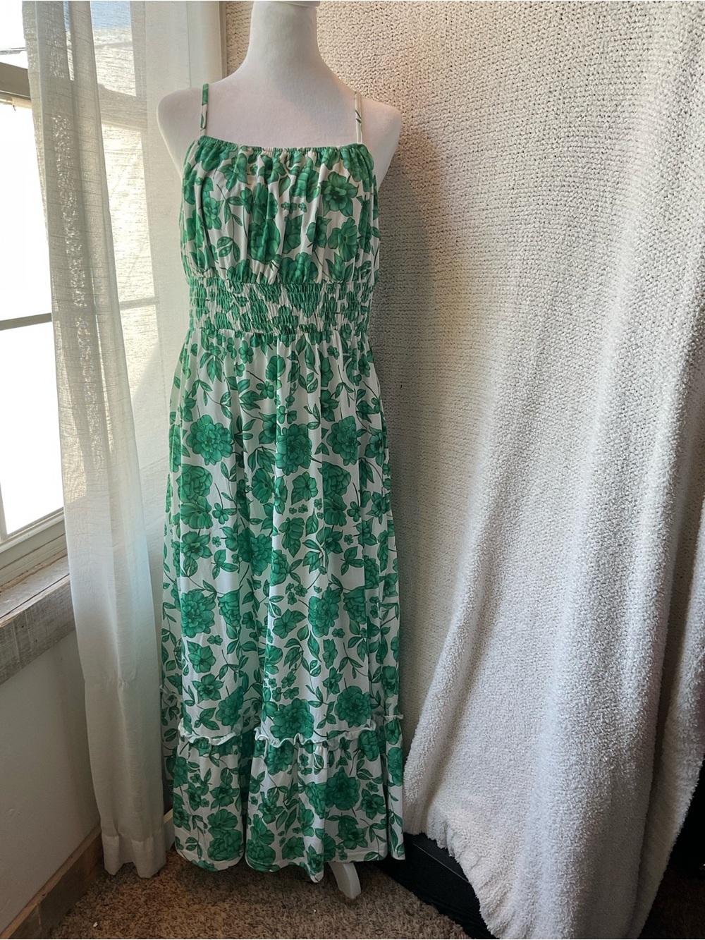 Grace Karin Green and White Floral Smocked Maxi Dress
